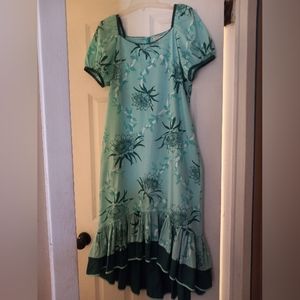 Vintage Lolenani Hawaiian Mu Mu Dress Aloha Floral Retro